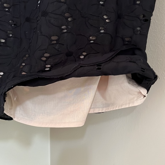 Skirt and top set. Black cotton with cream underlay. - Picture 4 of 7